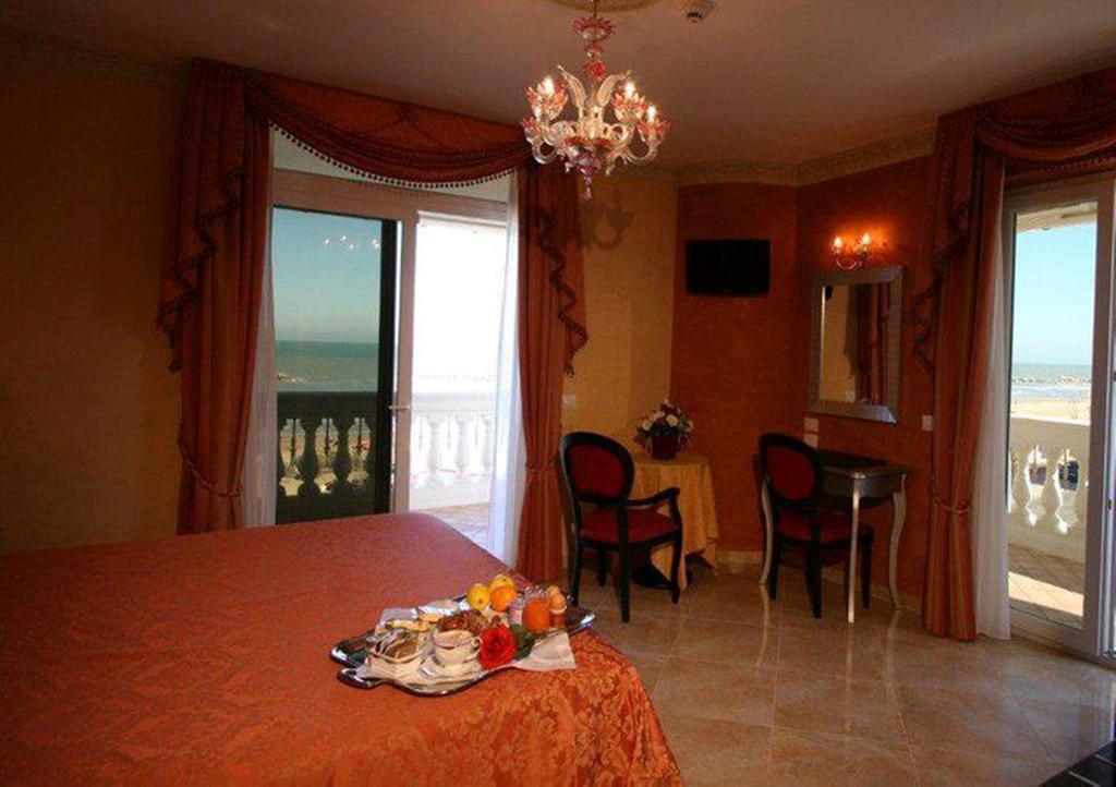 Hotel Guerra Франкавилла-аль-Маре Экстерьер фото