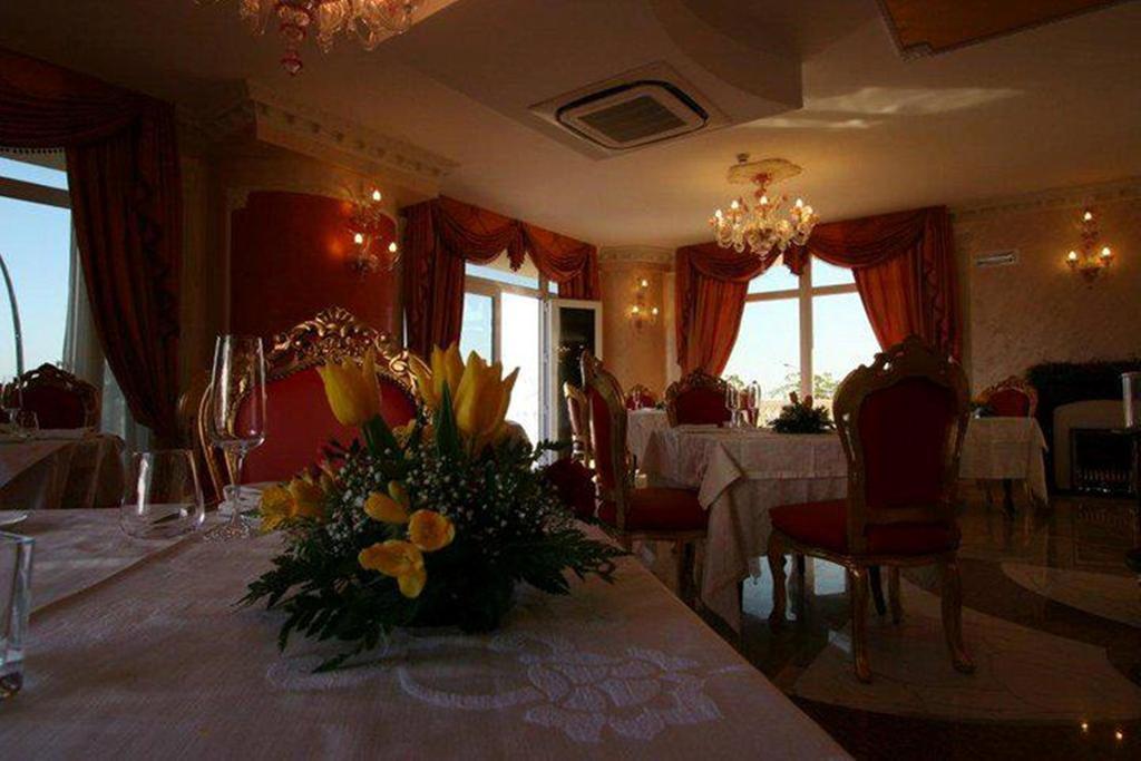 Hotel Guerra Франкавилла-аль-Маре Экстерьер фото